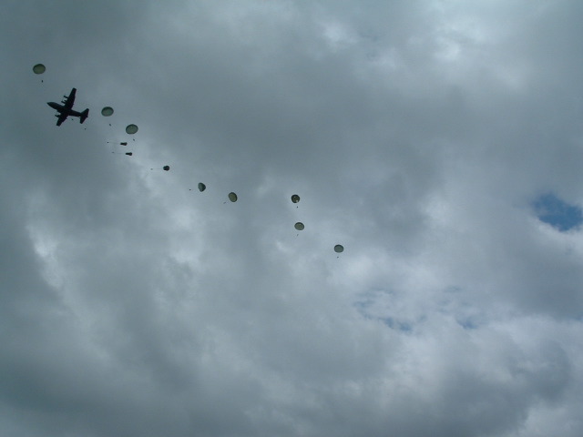 paratroopers